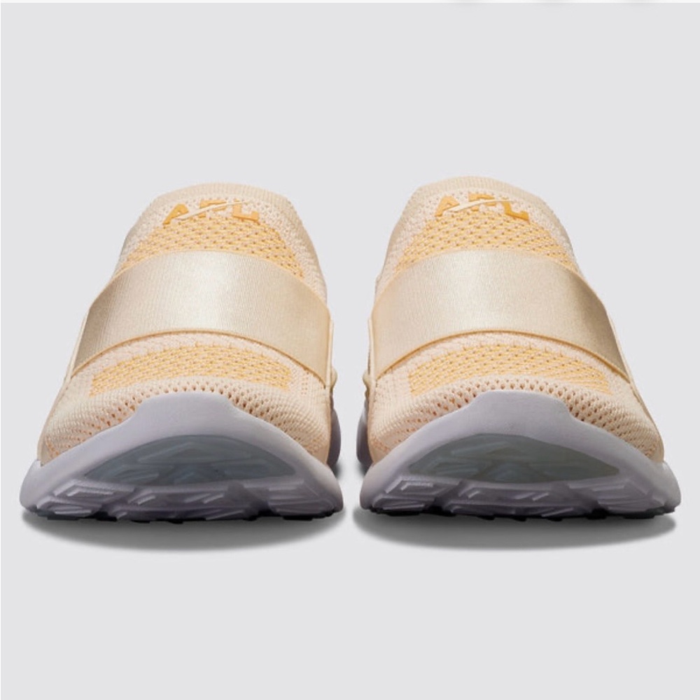 NIB m9/w10.5: $245 APL TechLoom Bliss Unisex Sneaker, Men's 9 or Women’s 10.5 🥭 - Picture 4 of 15